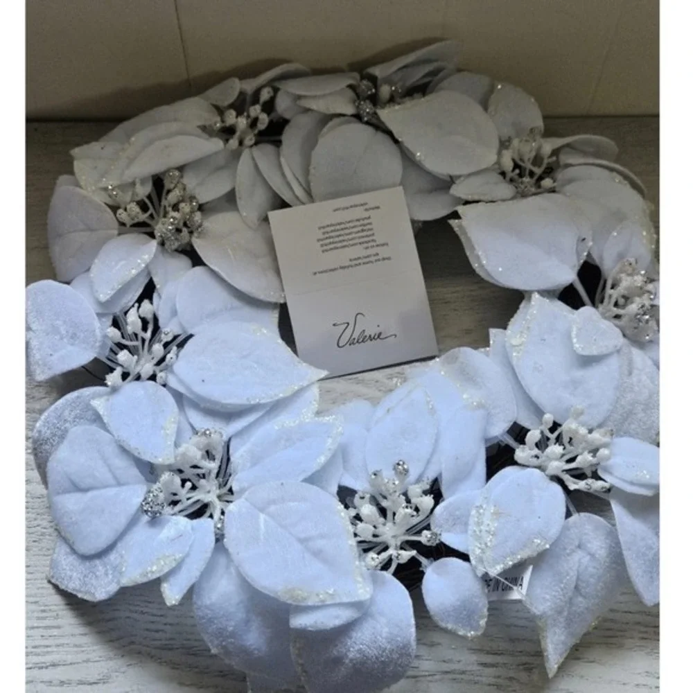Valerie‎ Parr Hill 14 Inch Velvet Poinsettia Wreath White Christmas